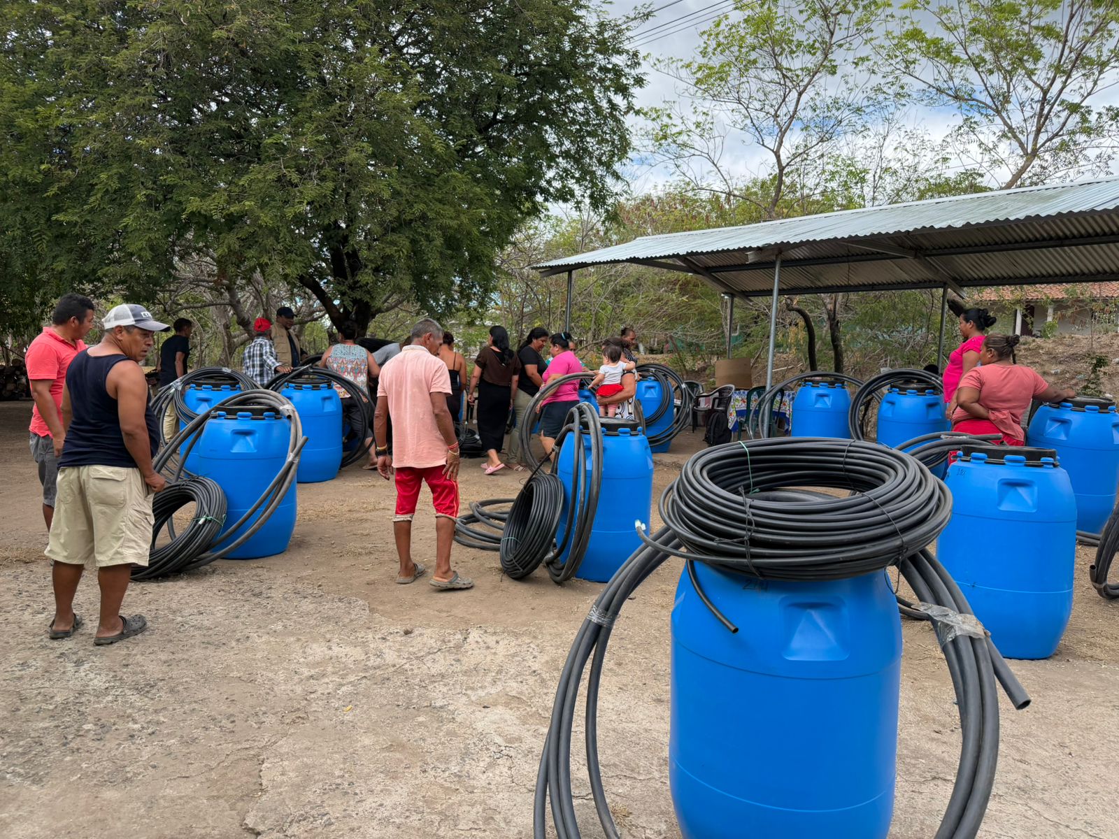 🌱 FAO fortalece a 100 familias productoras con sistemas de riego por goteo en el sur de Honduras 💧