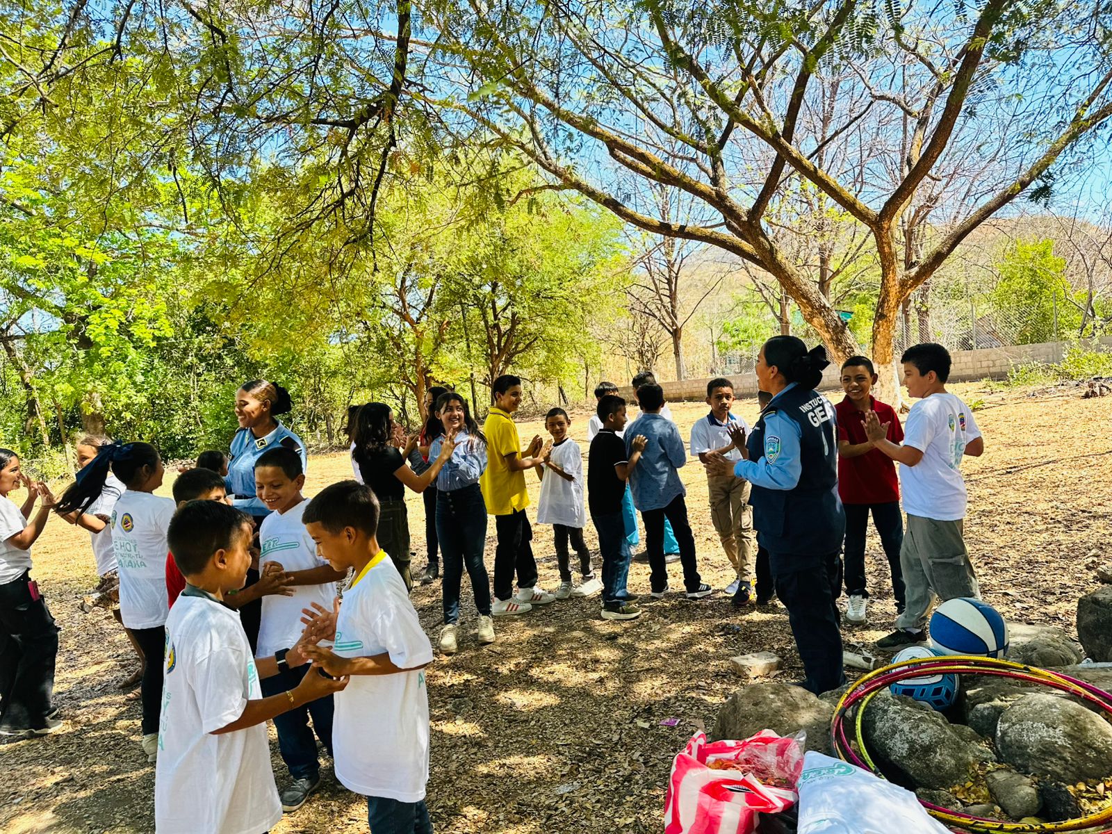 👮‍♂️🎒 Campamento Lúdico Escolar fortalece valores en estudiantes de El Chocolate, Pespire - Imagen 1